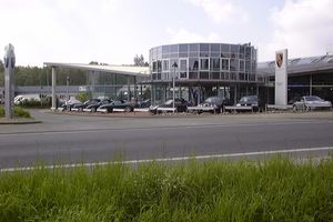 Porsche Zentrum