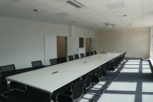 Besprechung