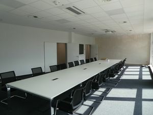 Besprechung