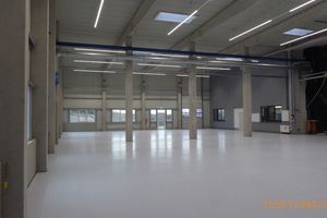 Halle Erweiterung